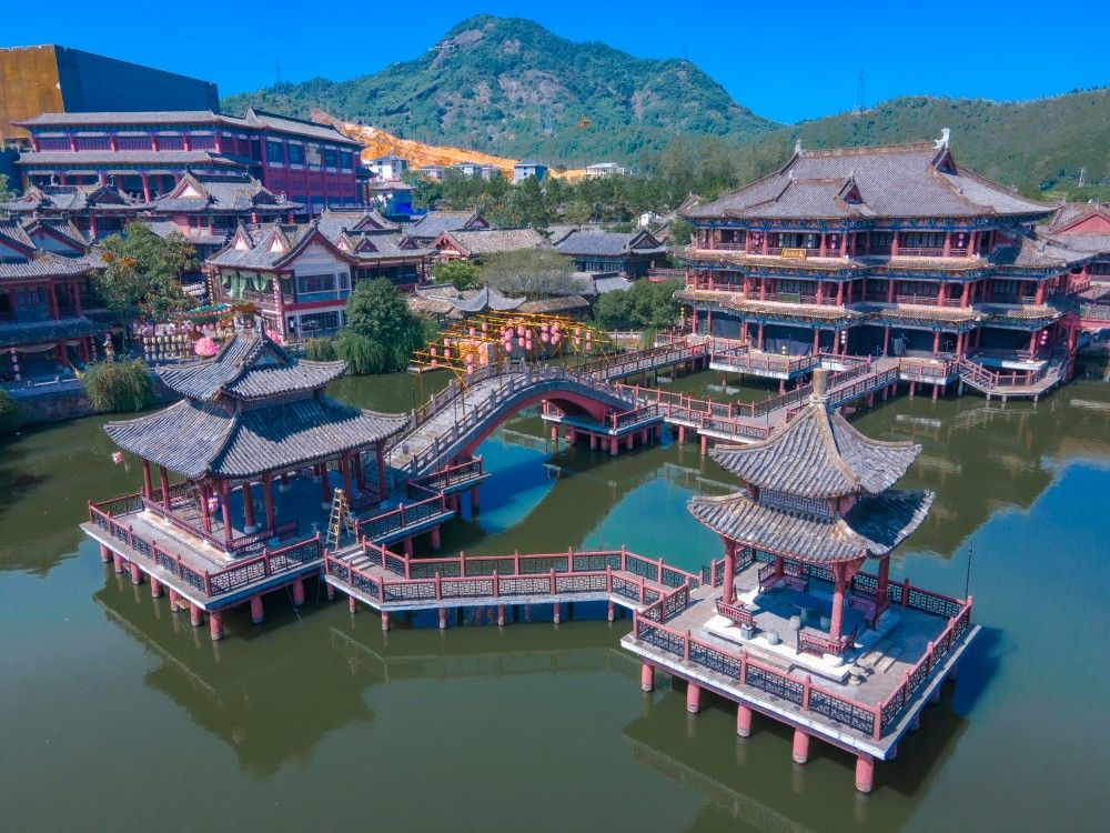 Keindahan Musim Dingin di Negeri Sakura